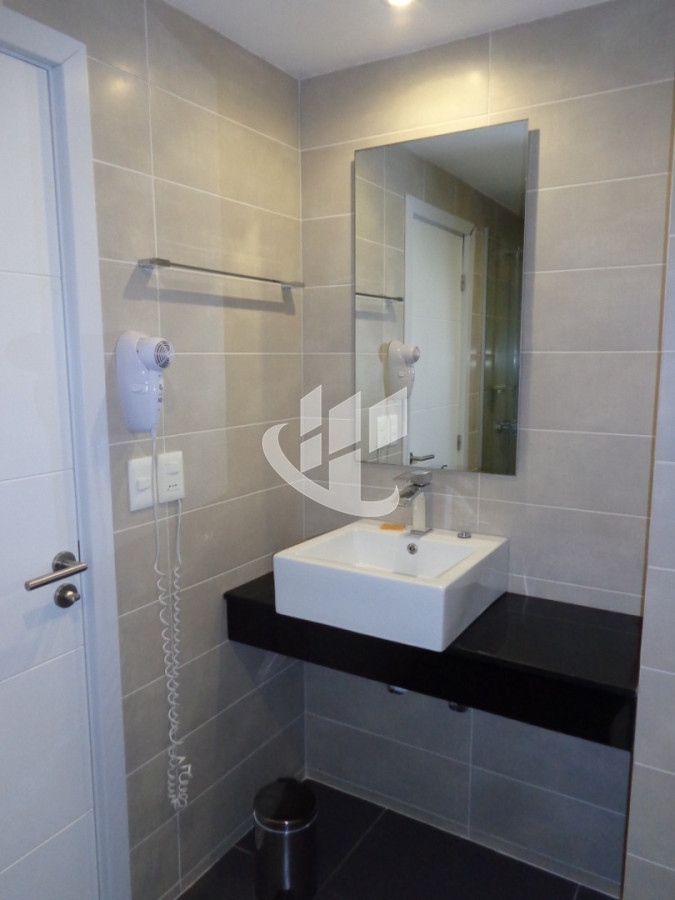 Apartamento ID.2335 - PUNTA DEL ESTE PENINSULA EDIFICIO MODERNO CON AMENITIES 2 DORMITORIOS 2 BAÑOS GARAGE