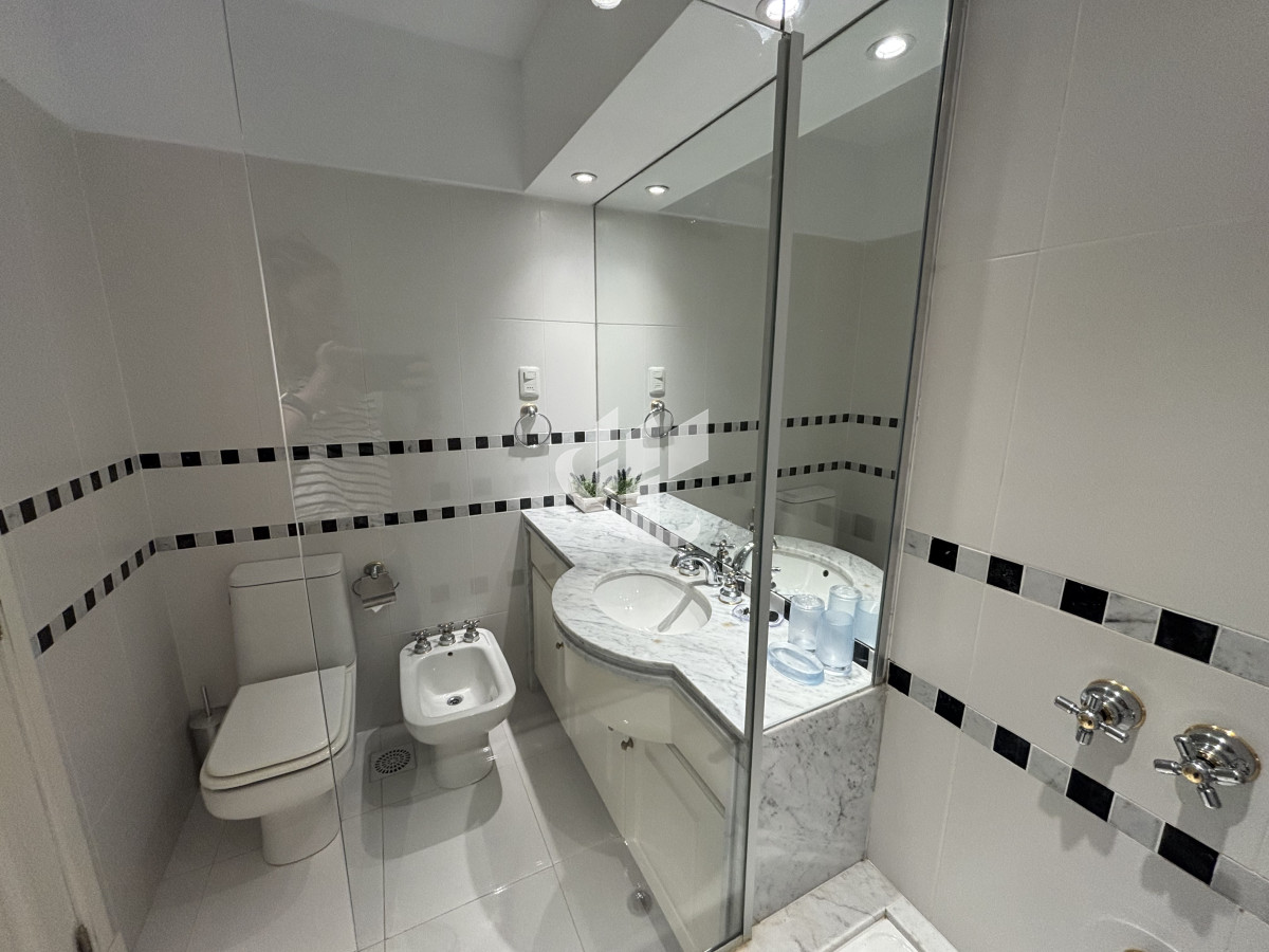 Apartamento ID.2280 - PUNTA DEL ESTE - PLAYA BRAVA - APARTAMENTO 4 DORMITORIOS - VENTA 