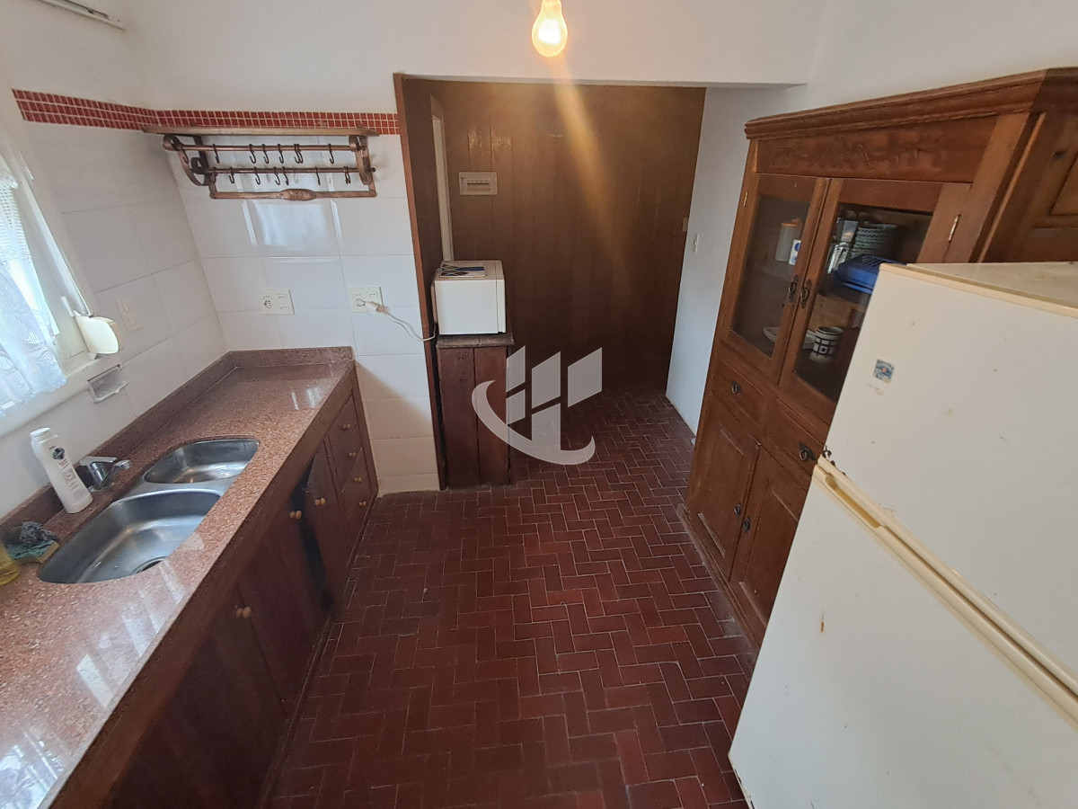 Apartamento ID.1494 - PUNTA DEL ESTE PENINSULA APARTAMENTO DE 3 DORMITORIOS Y DEPENDENCIA EN VENTA