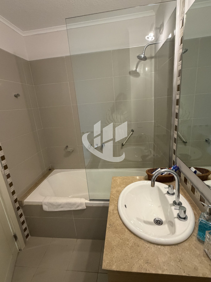 Apartamento ID.2482 - Alquiler  anual  invernal  4 dormitorios  amenitis exclusivos 