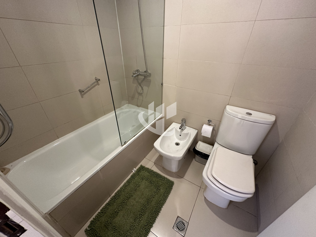 Apartamento ID.1964 - En venta y alquiler anual apartamento de 1 y medio dormitorios en Punta del Este 