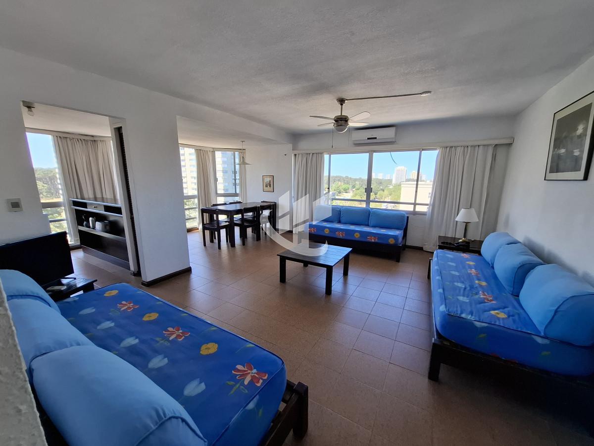 Apartamento ID.1542 - Venta apartamento 2 dormitorios, Roosevelt, Punta del Este