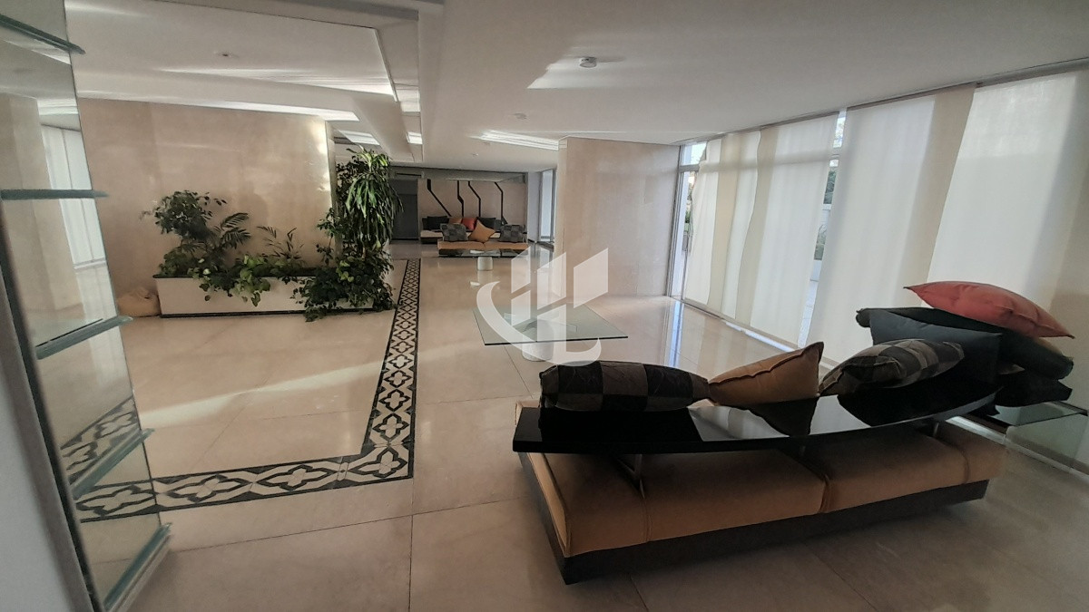 Apartamento ID.1719 - PUNTA DEL ESTE MANSA FRENTE AL MAR! APARTAMENTO DE 2 DORMITORIOS Y DEPENDENCIA EN VENTA! 