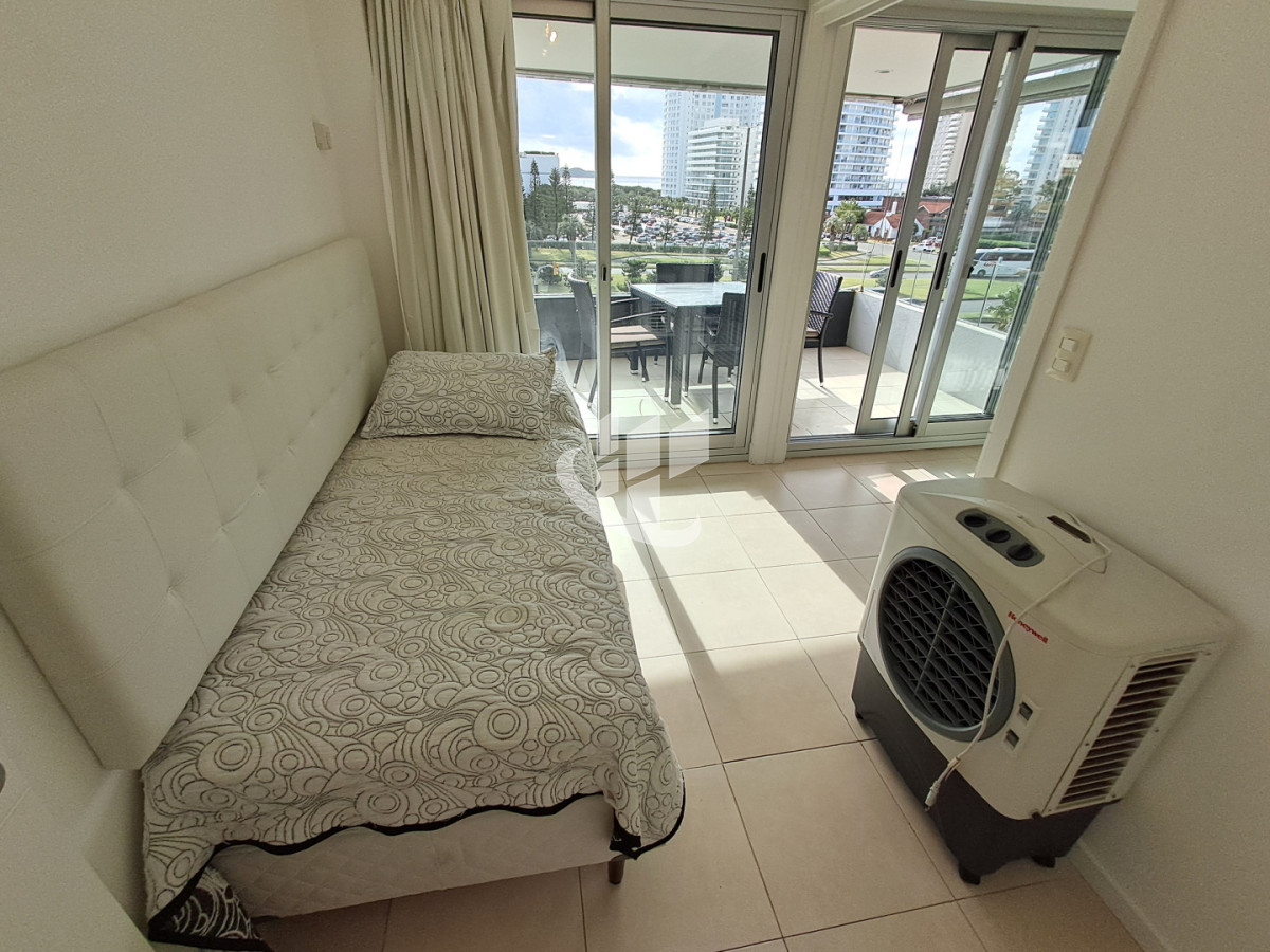 Apartamento ID.2397 - PUNTA DEL ESTE LA PASTORA A METROS DE MANSA 2 DORM Y MEDIO