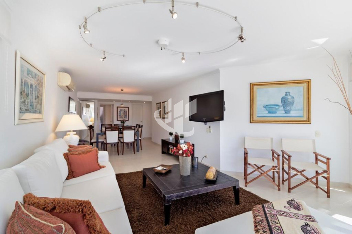 Apartamento ID.1396 - MANSA ART BOULEVARD 3 DORMITORIOS Y DEPENDENCIA DE SERVICIO 