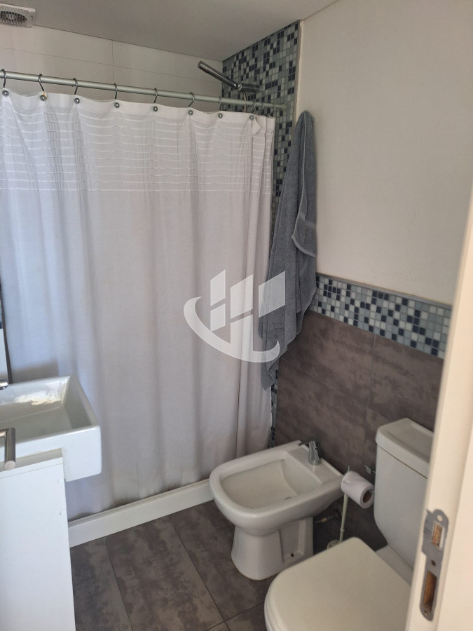 Apartamento ID.1405 - PUNTA DEL ESTE A METROS DE LA BRAVA 2 DORMITORIOS 2 BAÑOS GARAGE EN VENTA