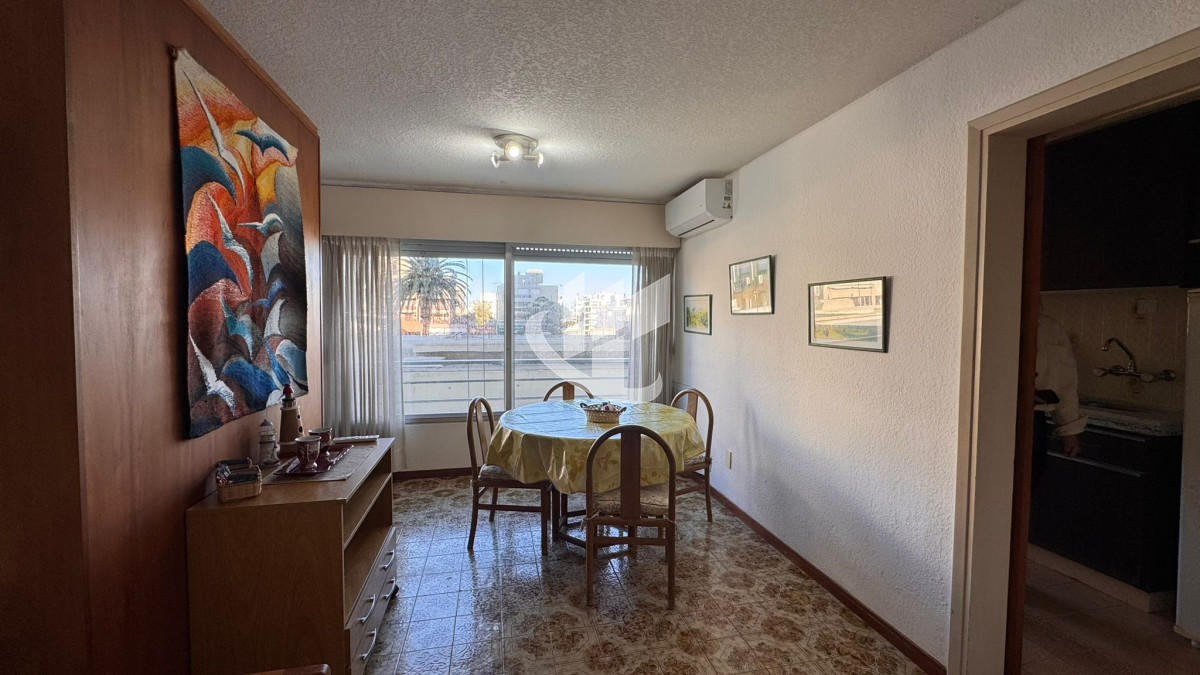 Apartamento ID.1845 - APARTAMENTO EN VENTA.Punta del Este.