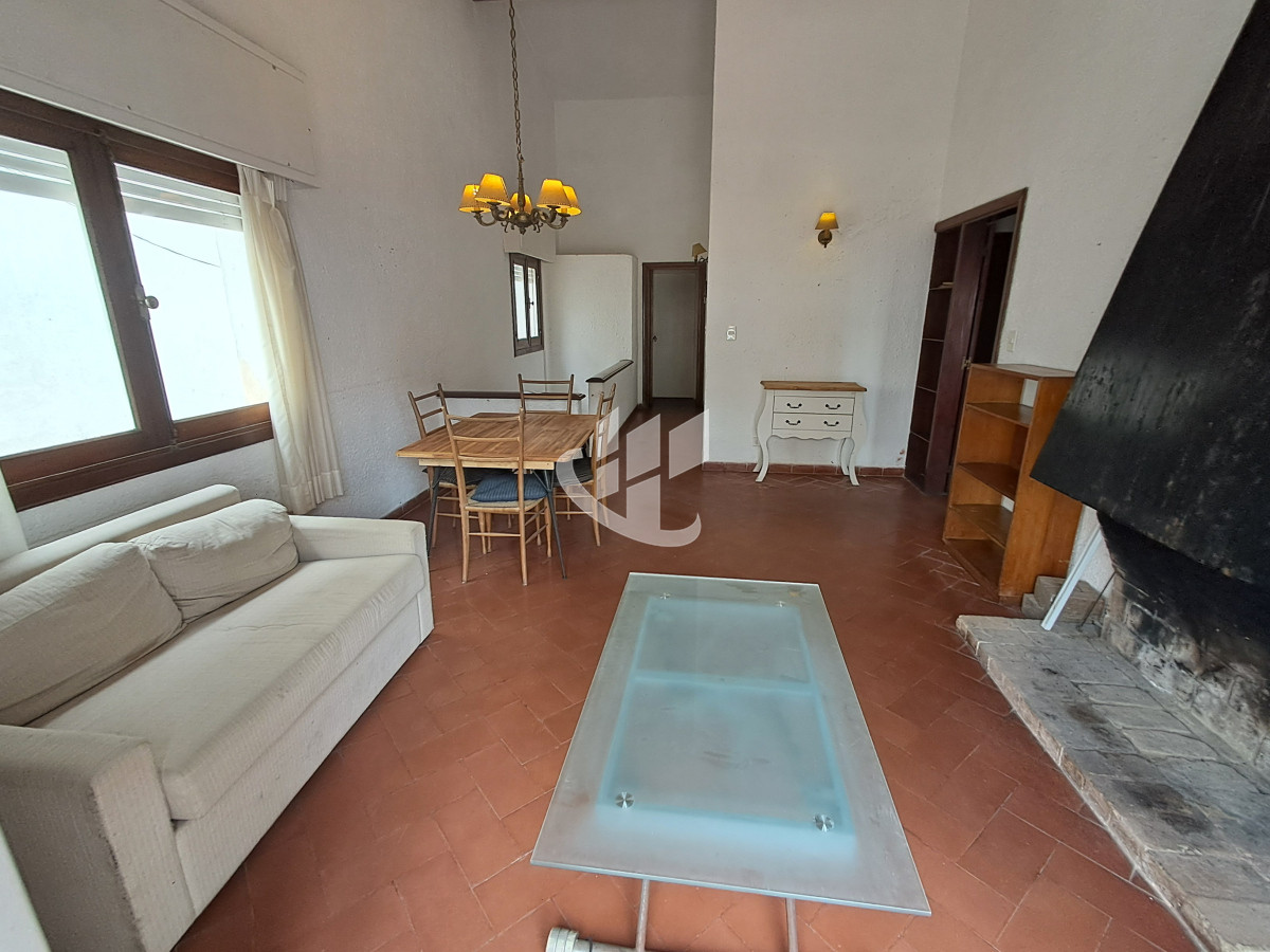 Apartamento ID.1494 - PUNTA DEL ESTE PENINSULA APARTAMENTO DE 3 DORMITORIOS Y DEPENDENCIA EN VENTA