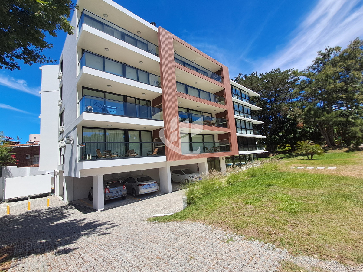 Apartamento ID.1619 - PUNTA DEL ESTE MANSA APTO DE 2 DORMITORIOS ALQUILER ANUAL