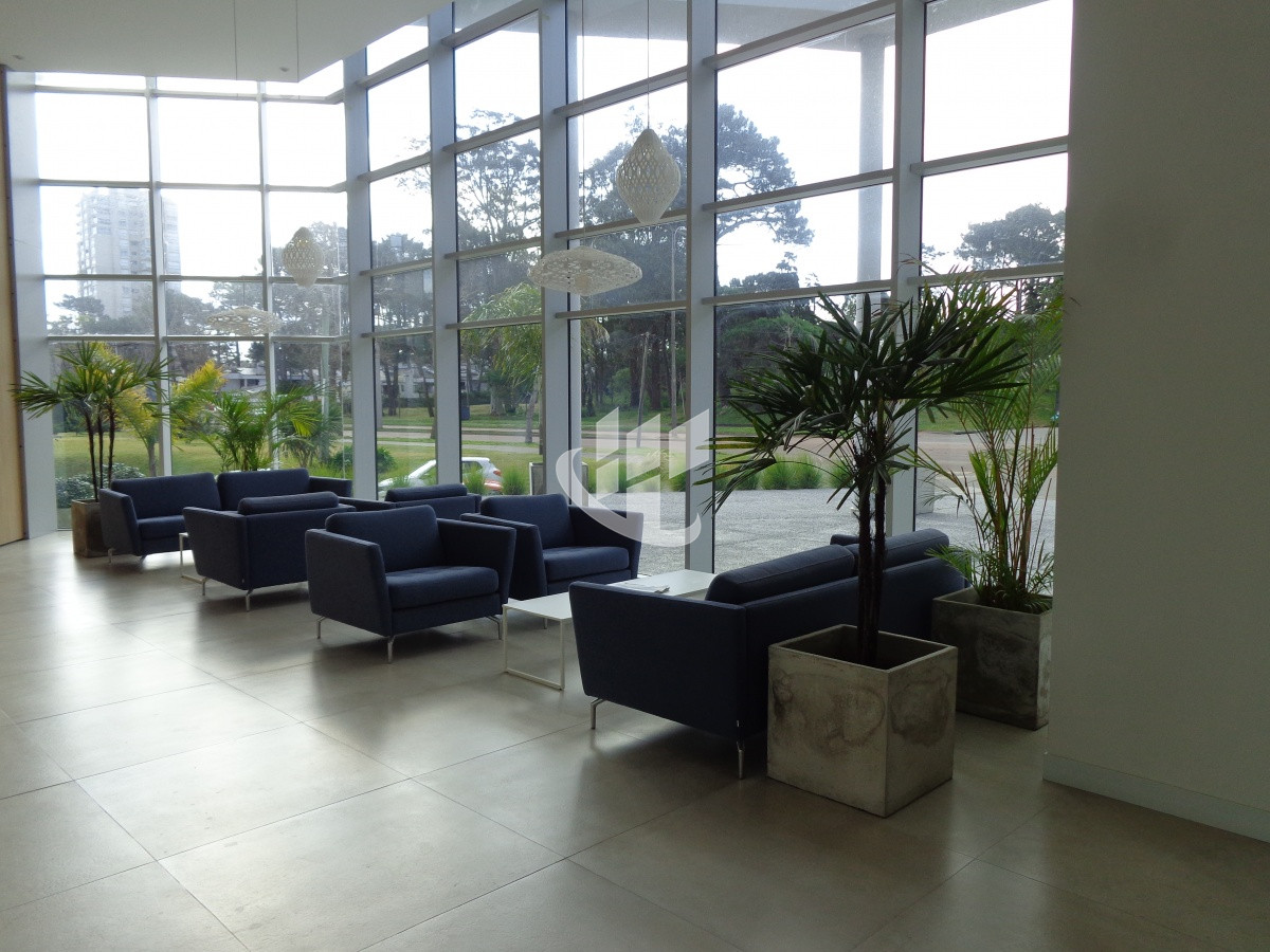 Apartamento ID.2007 - PUNTA DEL ESTE ROOSEVELT APTO DE 1 DORMITORIOS ALQUILER ANUAL