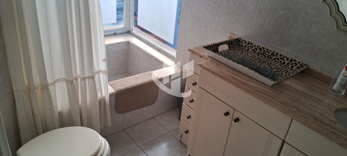 Apartamento ID.1404 - PUNTA DEL ESTE APARTAMENTO 2 DORMITORIOS EDIFICIO CON SERVICIOS