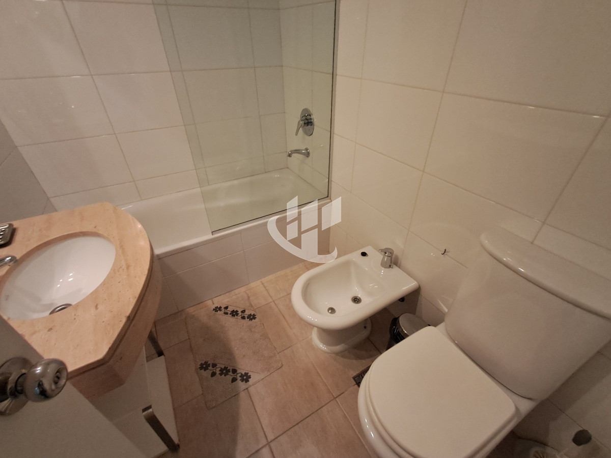 Apartamento ID.1920 - PUNTA DEL ESTE BRAVA EXCWLWNTE VISTA 3 DORMITORIOS Y DEPENDENCIA