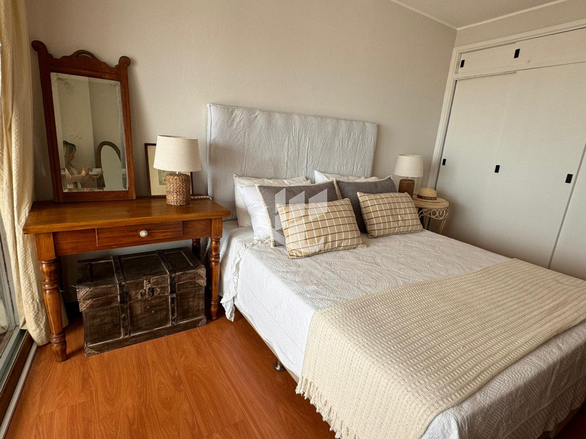 Apartamento ID.1506 - Venta apartamento,2 dormitorios,vista a punta del Este.