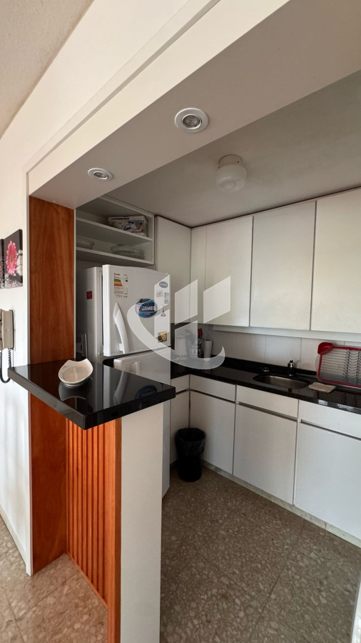 Apartamento ID.1723 - Alquiler Anual.Punta del Este.