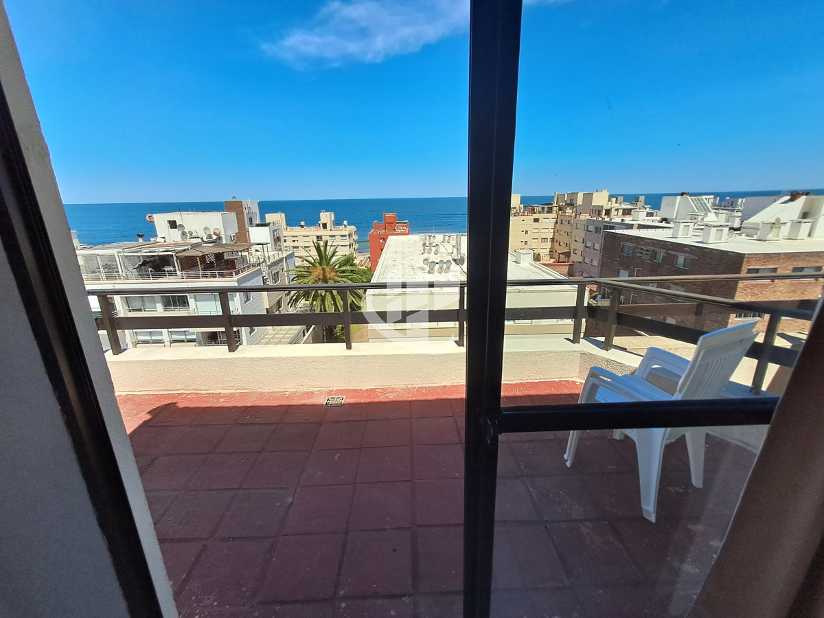 Apartamento ID.1565 - PUNTA DEL ESTE PENINSULA PENT HOUSE CON VISTA PARA 6 PERSONAS 