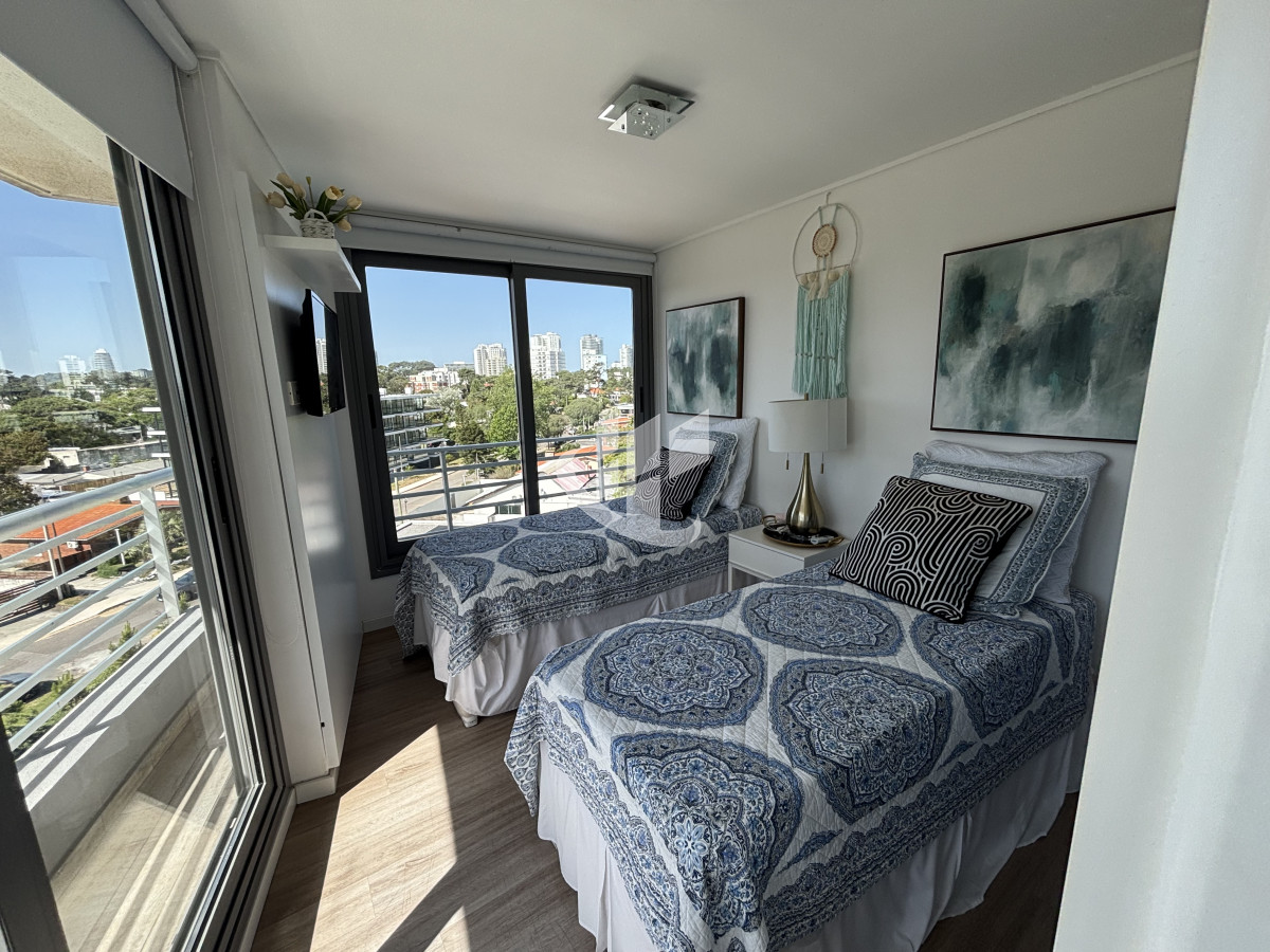 Apartamento ID.2309 - PUNTA DEL ESTE LA PASTORA A METROS DE PLAYA MANSA 2 DORMITORIOS 2 BAÑOS EN VENTA