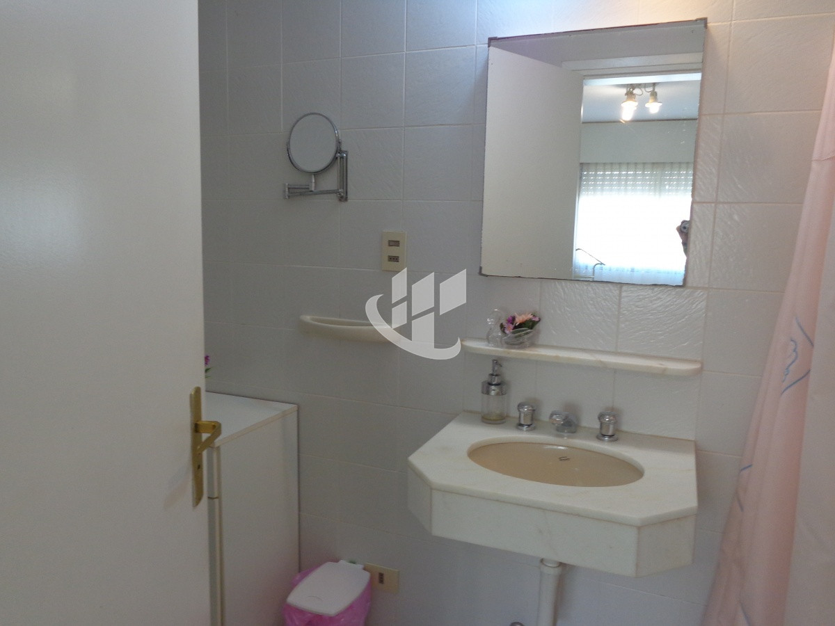 Apartamento ID.1357 - PUNTA DEL ESTE PENINSULA APARTAMENTO  2 DORMITORIOS 2 BAÑOS GARAGE VENTA 