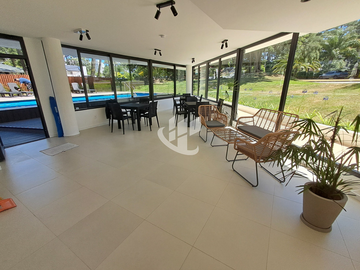 Apartamento ID.1619 - PUNTA DEL ESTE MANSA APTO DE 2 DORMITORIOS ALQUILER ANUAL