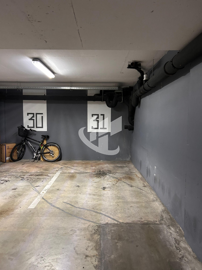 Apartamento ID.1896 - Venta de apartamento de 2 dormitorios con garage en Centro, Montevideo