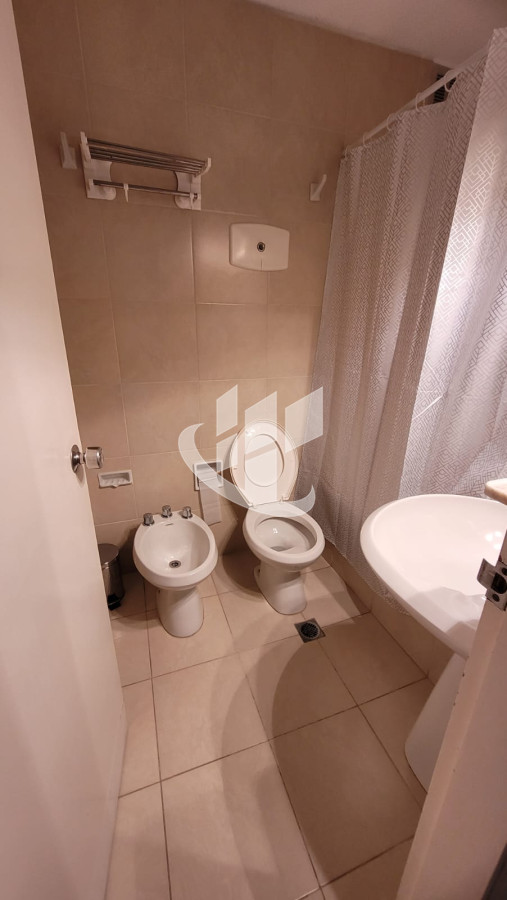 Apartamento ID.354 - Venta, apartamento, 1 dormitorio y medio, Cantegril, Punta del Este