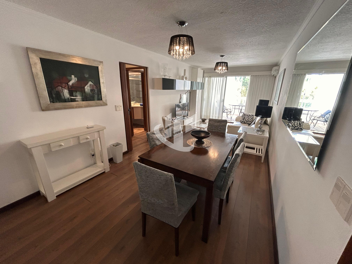 Apartamento ID.1622 - Alquiler Temporada, Punta del Este, Zona Shopping, 3 dormitorios