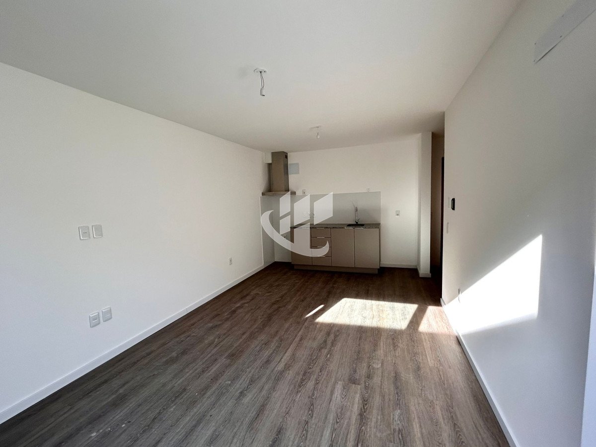 Apartamento ID.2045 - Venta Apartamento 2 dormitorios con Patio, La Blanqueada, Parque Batlle
