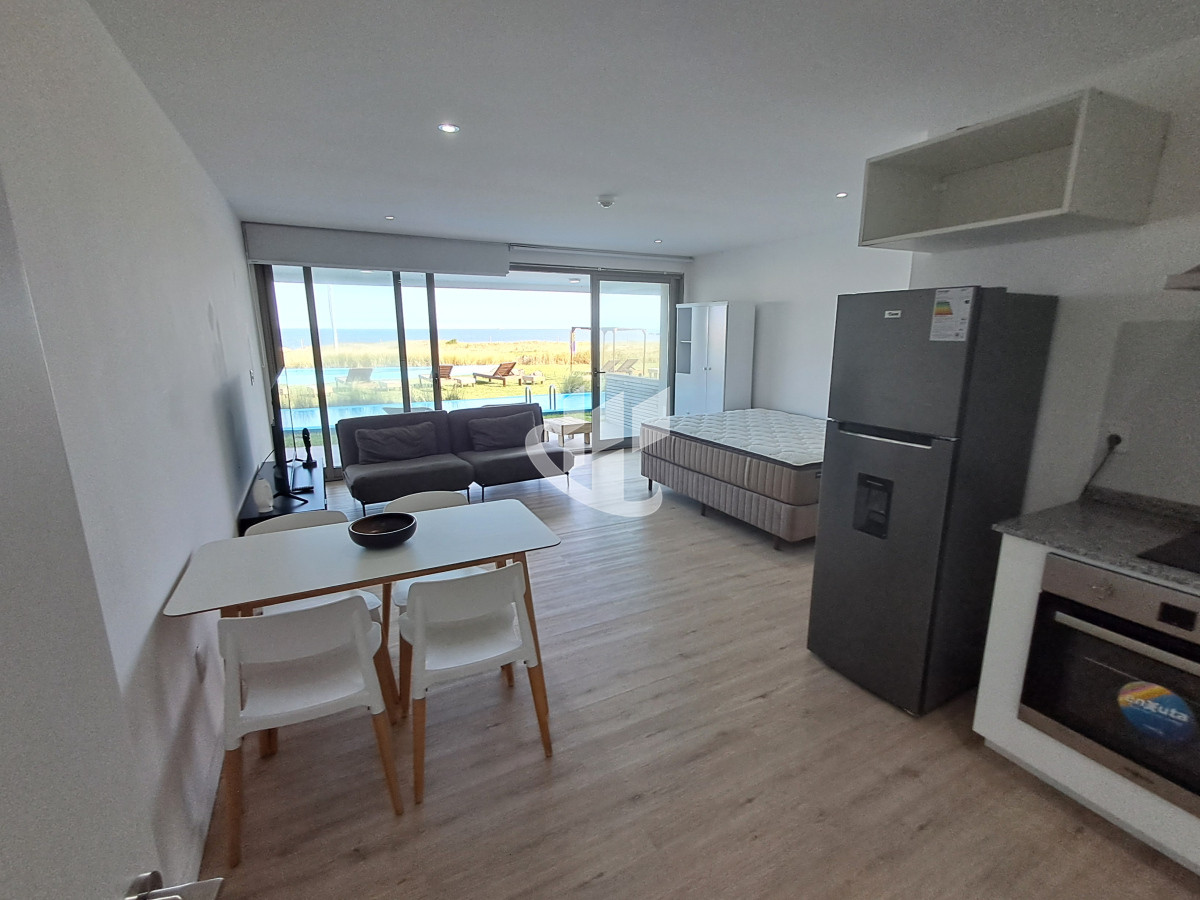 Apartamento ID.1838 - Venta Monoambiente, con piscina de uso exclusivo, Las Grutas, Punta Ballena