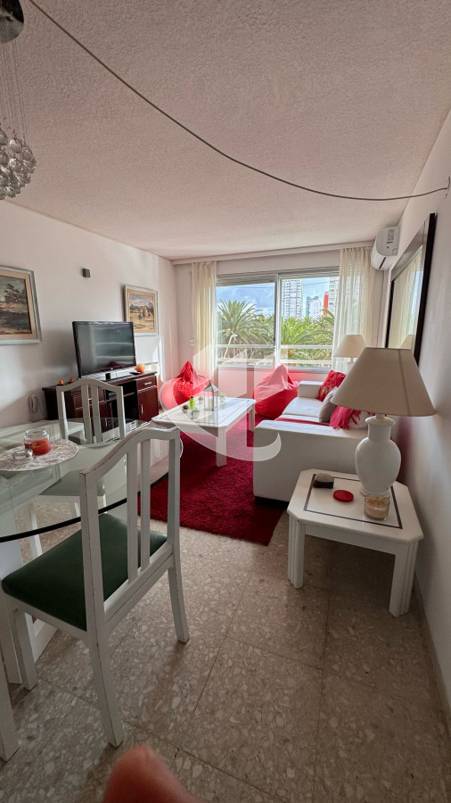 Apartamento ID.1723 - Alquiler Anual.Punta del Este.