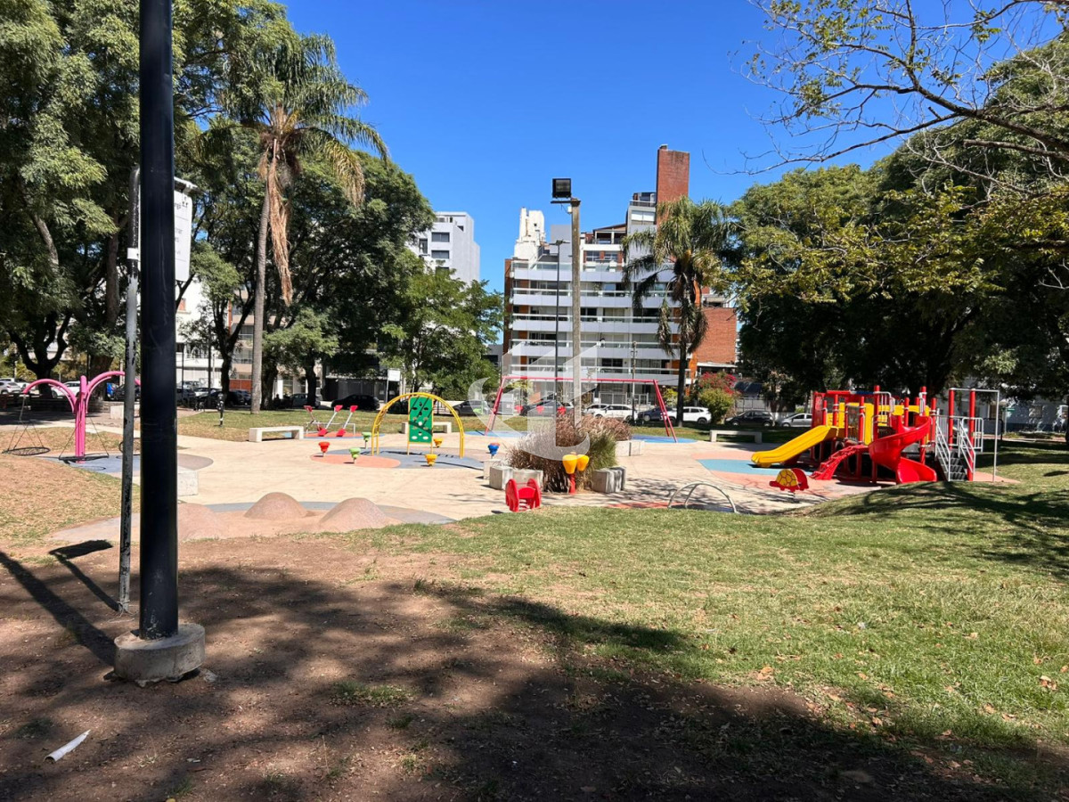 Apartamento ID.2517 - Venta Apartamento 1 Dormitorio con Balcón y Vista a la Rambla, Buceo