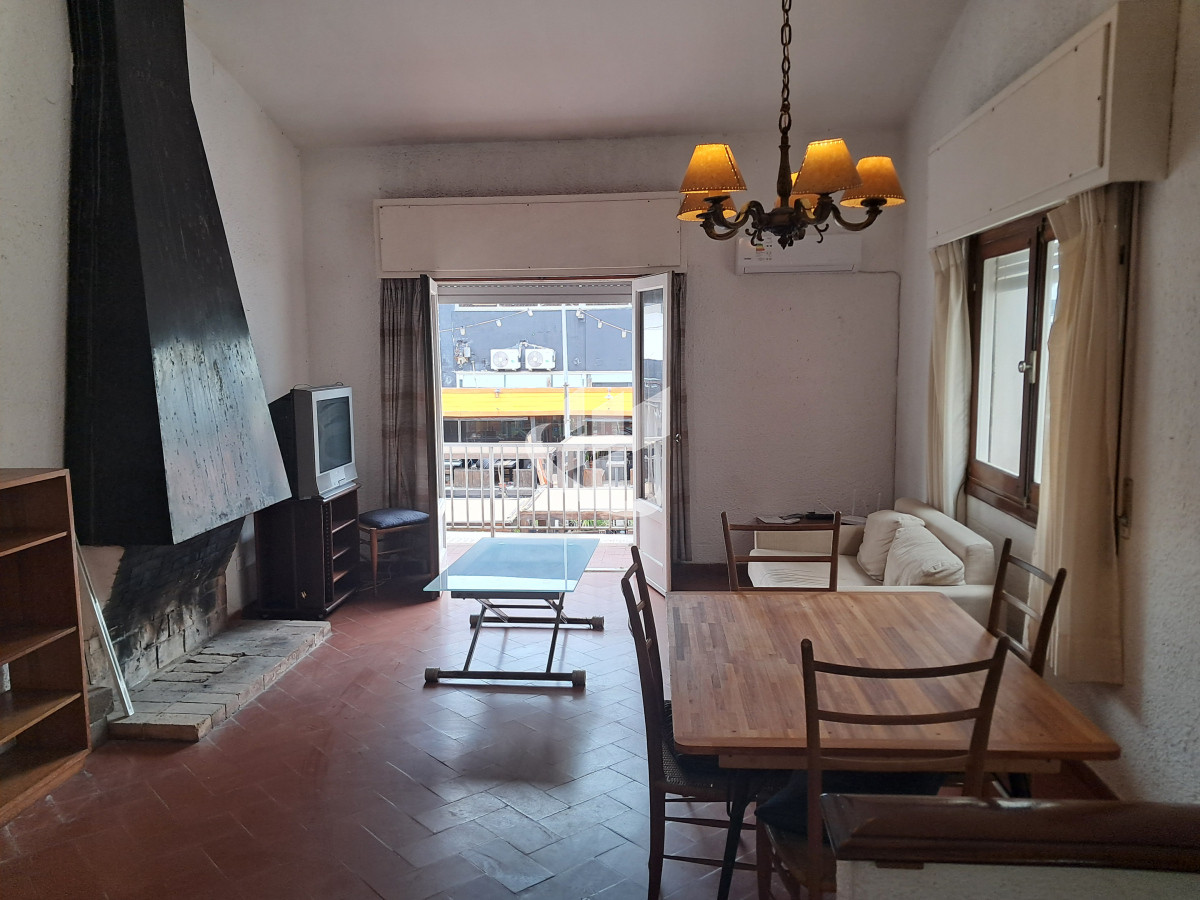 Apartamento ID.1494 - PUNTA DEL ESTE PENINSULA APARTAMENTO DE 3 DORMITORIOS Y DEPENDENCIA EN VENTA