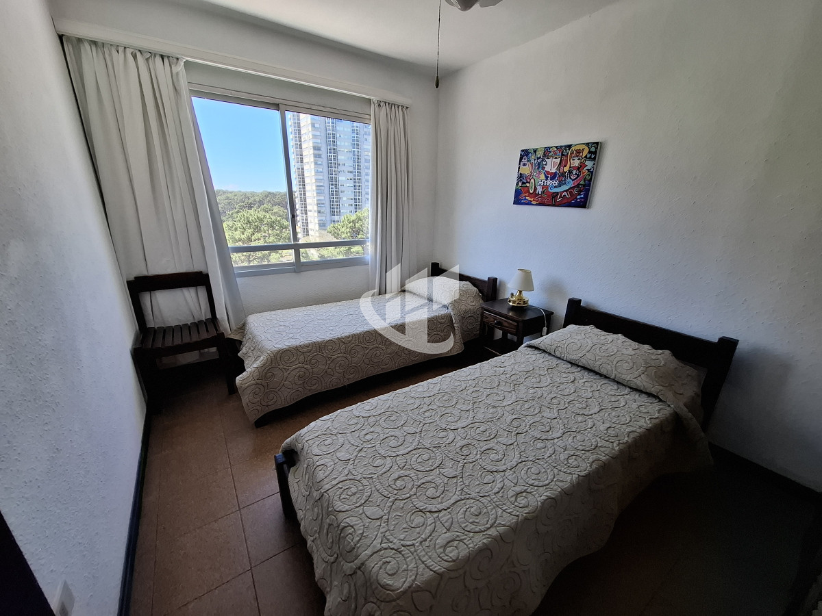 Apartamento ID.1542 - Venta apartamento 2 dormitorios, Roosevelt, Punta del Este