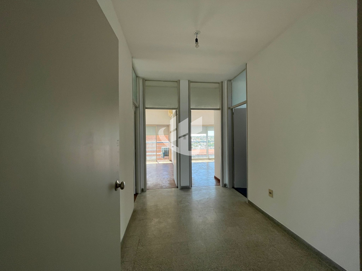 Apartamento ID.1561 - APARTAMENTO CENTRICO CON MUY BUENA VISTA