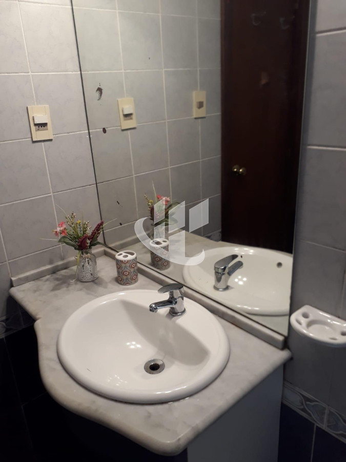 Apartamento ID.1787 - PUNTA DEL ESTE PENINSULA DUPLEX DE 4 DORMITORIOS Y AZOTEA EN VENTA