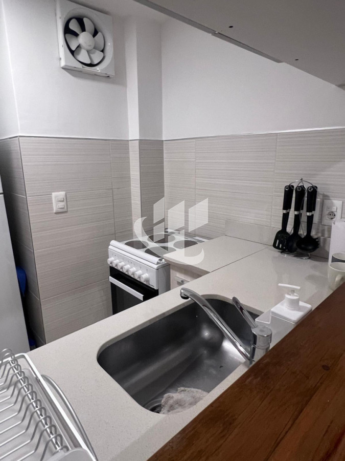 Apartamento ID.2607 - Apartamento en Alquiler, 2 dormitorios, Cordon Sur
