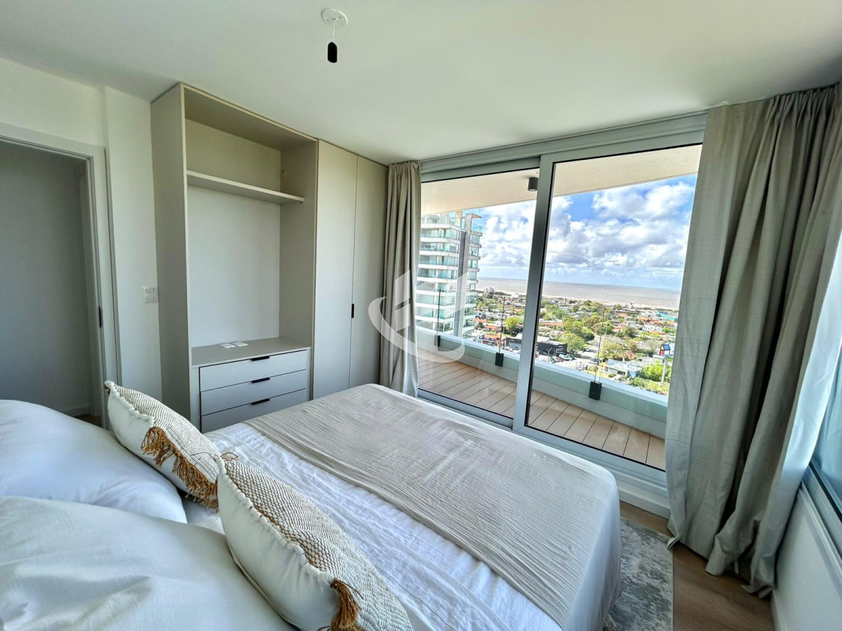 Apartamento ID.2239 - Venta Apartamento 3 Dormitorios con Garaje Doble en Parque Miramar