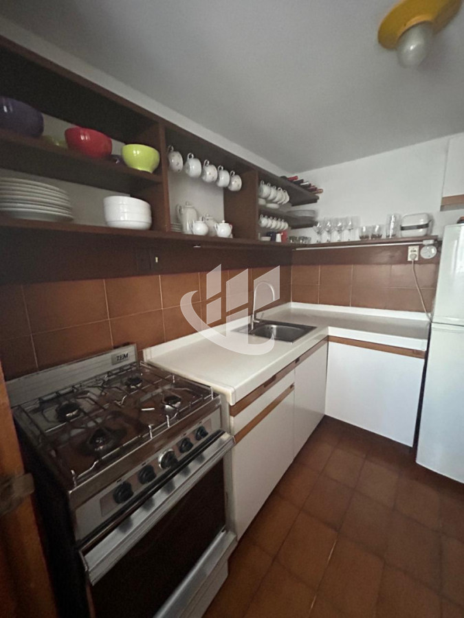 Apartamento ID.2554 - PUNTA DEL ESTE PENINSULA 1 DORMITORIO ALQUILER DE INVIERNO