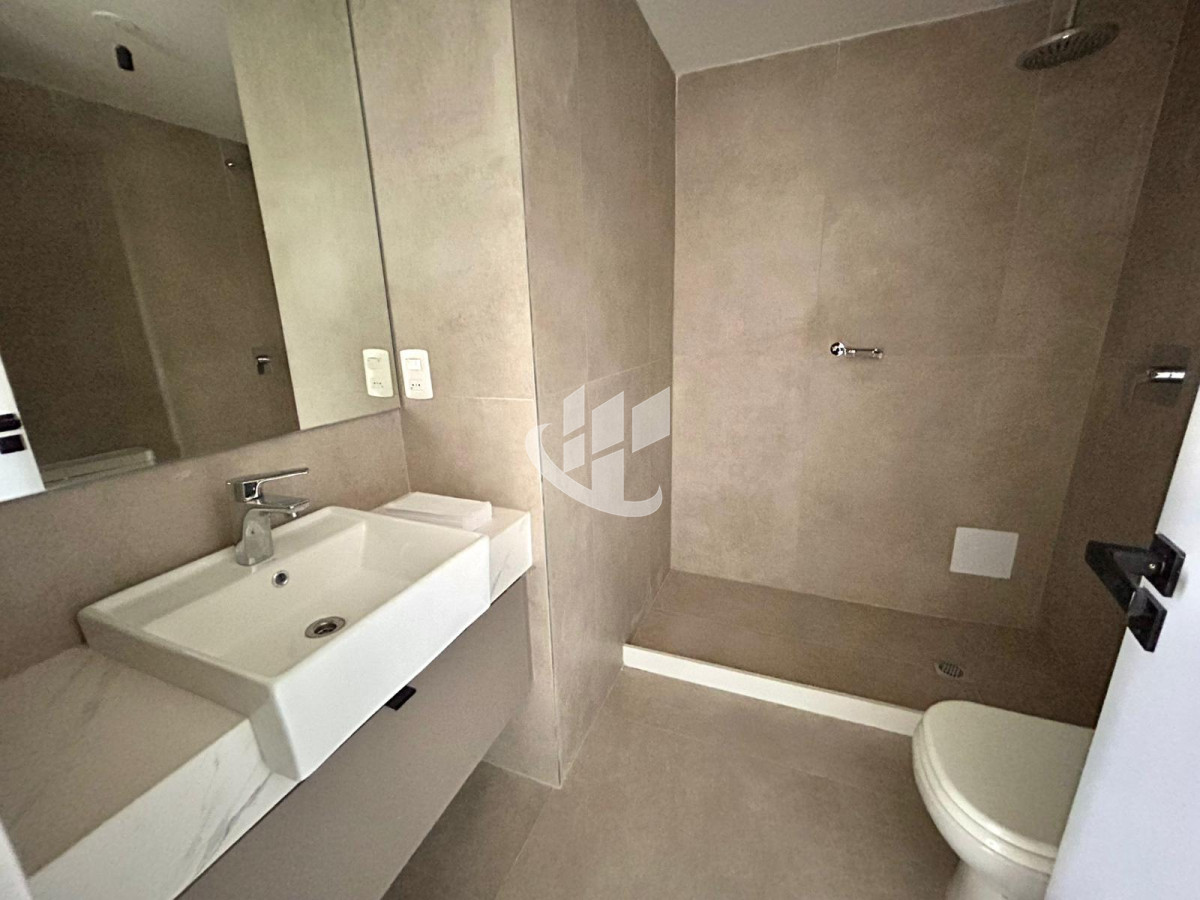 Apartamento ID.2239 - Venta Apartamento 3 Dormitorios con Garaje Doble en Parque Miramar