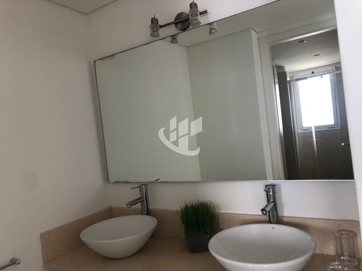 Apartamento ID.2500 - PUNTA DEL ESTE AIDY GRILL APTO DE 2 DORMITORIOS 2 BAÑOS BALCON CON PARRILLERO GARAGE