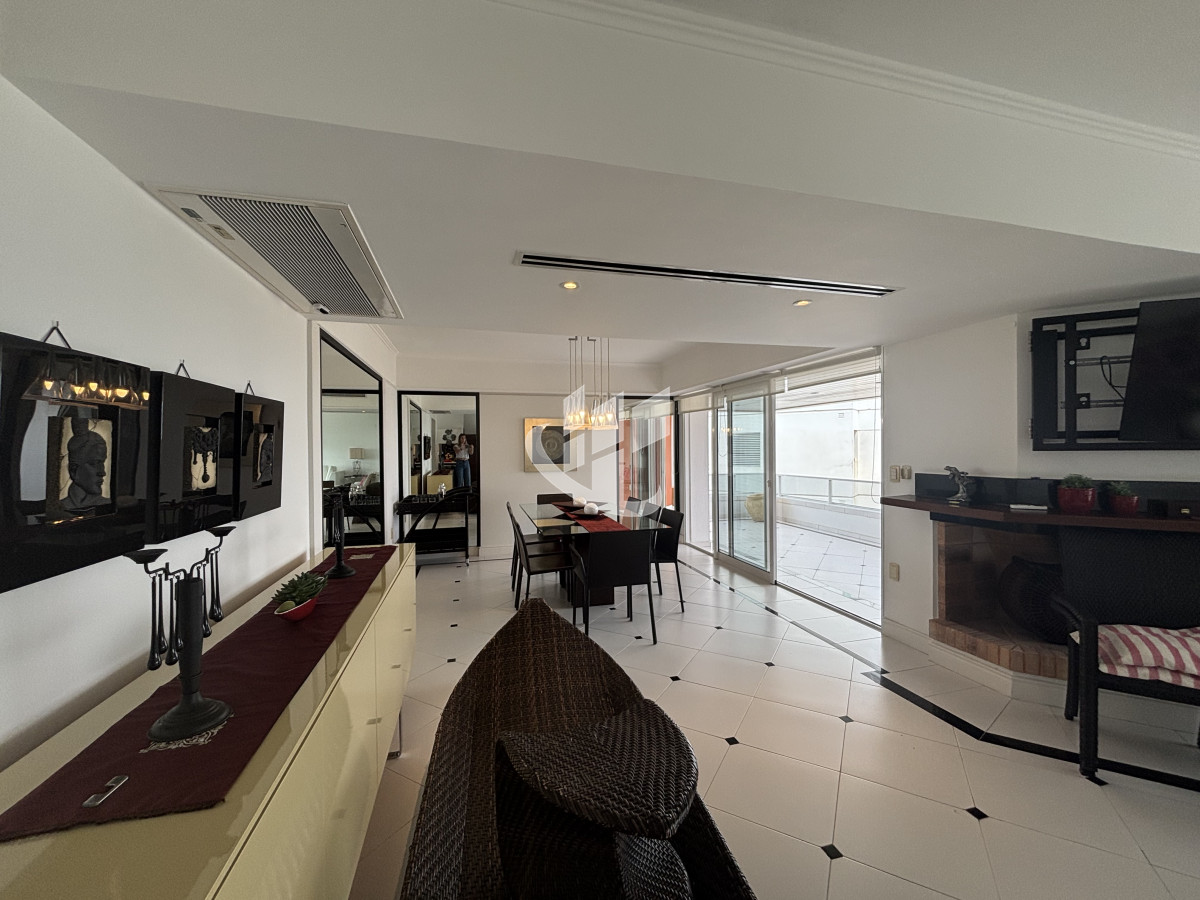 Apartamento ID.2280 - PUNTA DEL ESTE - PLAYA BRAVA - APARTAMENTO 4 DORMITORIOS - VENTA 