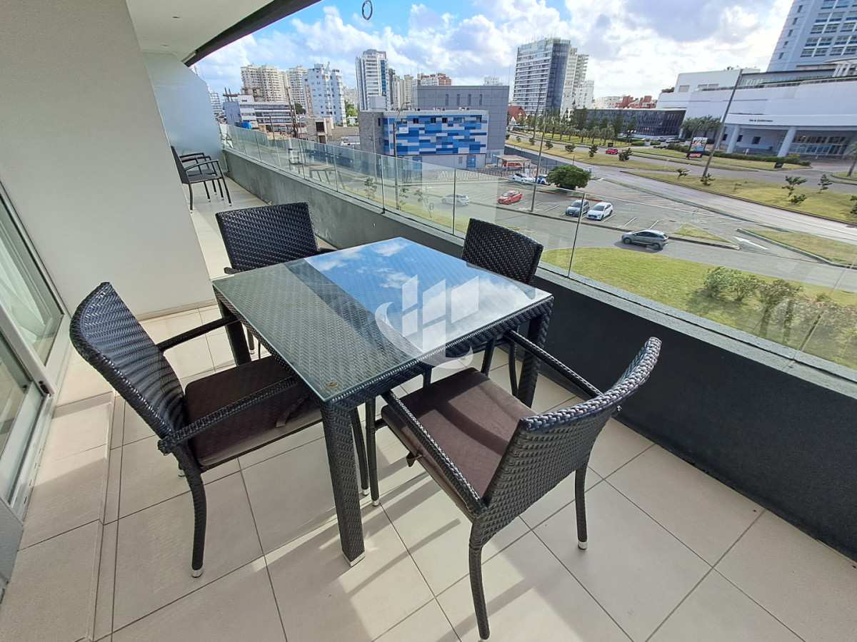 Apartamento ID.2397 - PUNTA DEL ESTE LA PASTORA A METROS DE MANSA 2 DORM Y MEDIO