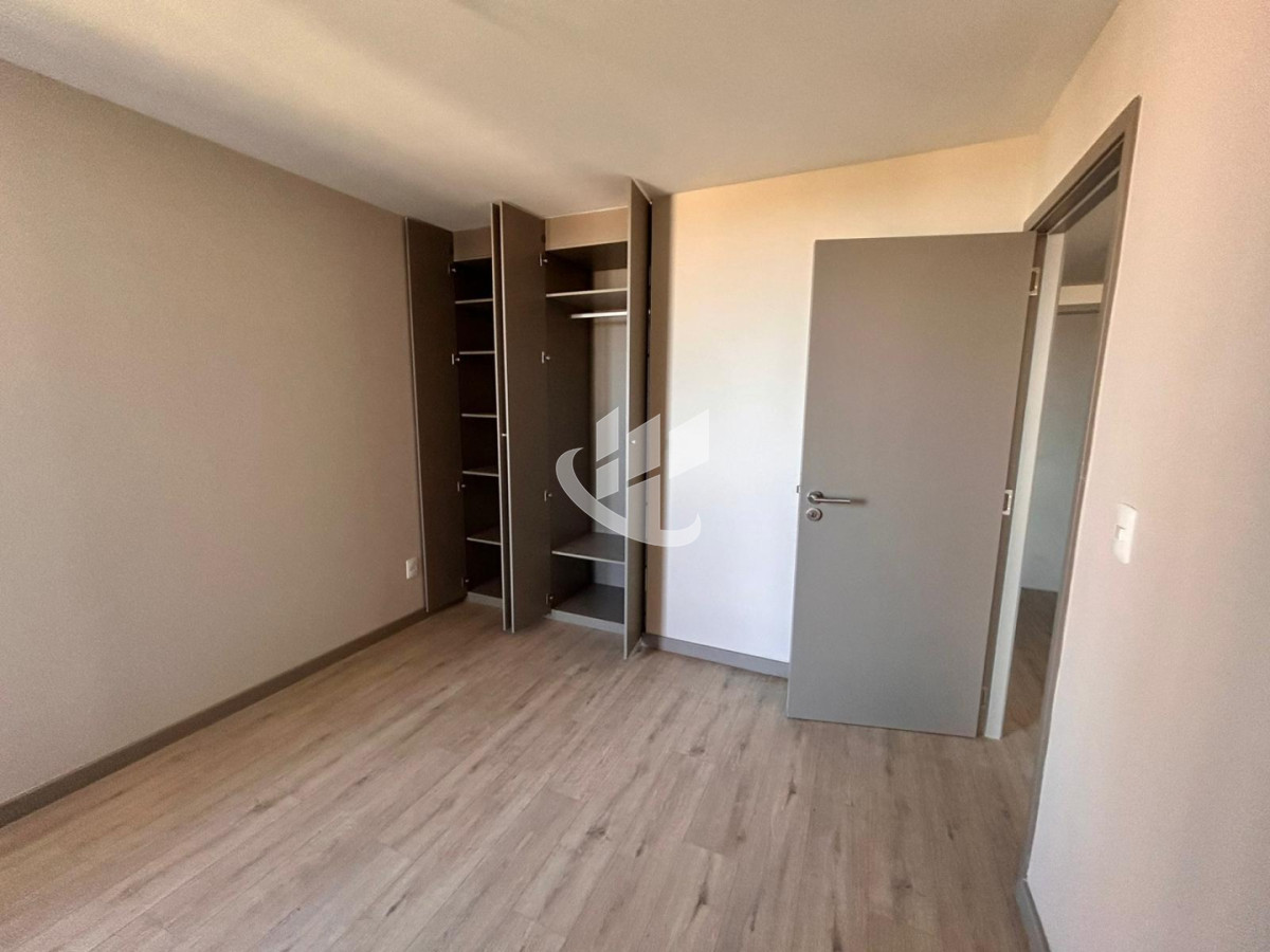 Apartamento ID.2517 - Venta Apartamento 1 Dormitorio con Balcón y Vista a la Rambla, Buceo