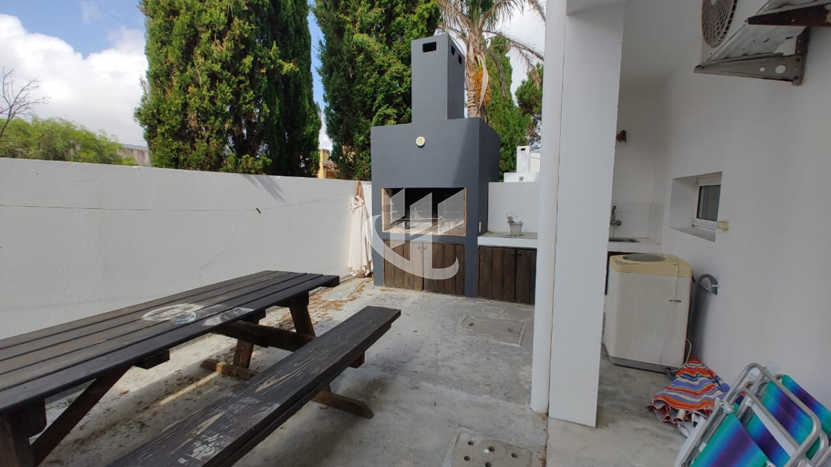 Apartamento ID.1528 - MANANTIALES DUPLEX DE 3 DORMITORIOS TERRAZA CON VISTA PARRILLERO