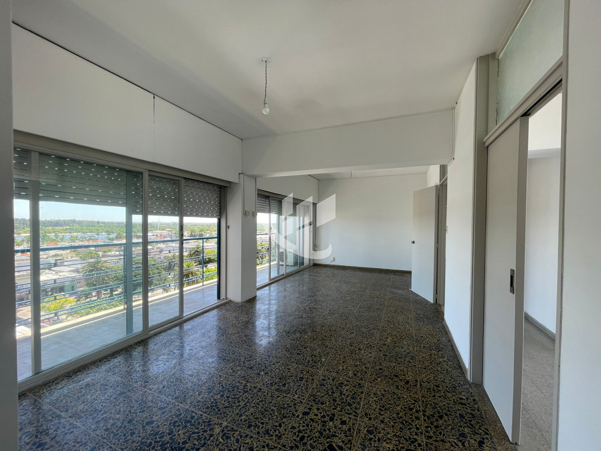 Apartamento ID.1561 - APARTAMENTO CENTRICO CON MUY BUENA VISTA