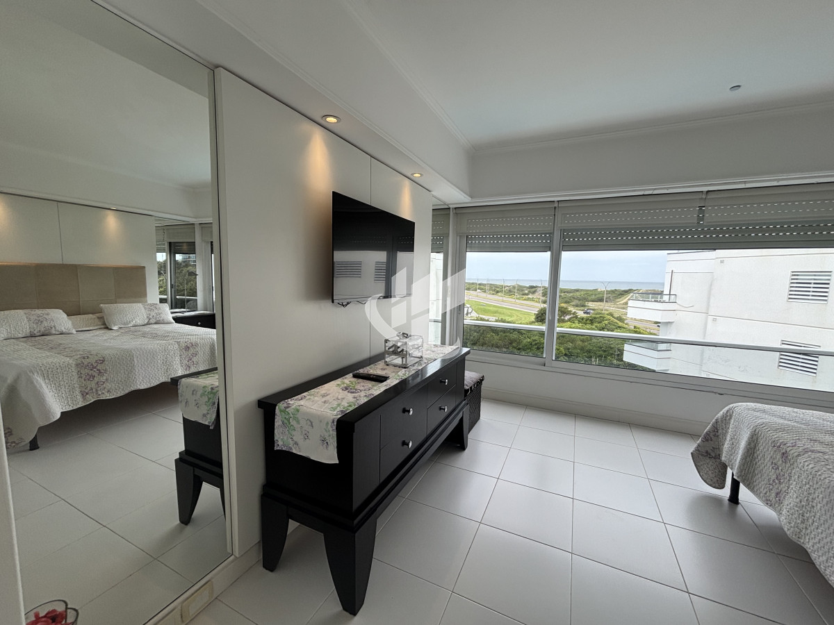 Apartamento ID.2280 - PUNTA DEL ESTE - PLAYA BRAVA - APARTAMENTO 4 DORMITORIOS - VENTA 