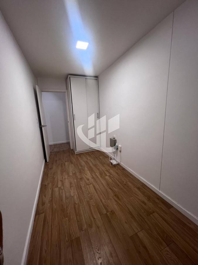 Apartamento ID.2607 - Apartamento en Alquiler, 2 dormitorios, Cordon Sur