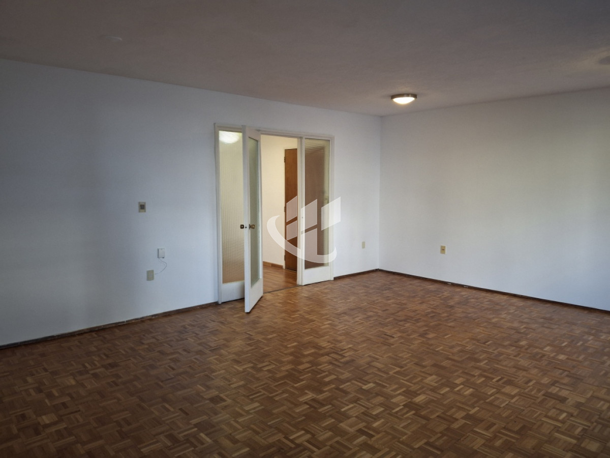 Apartamento ID.1852 - APARTAMENTO EN VENTA 3 DORMITORIOS 3 BAÑOS POCITOS 