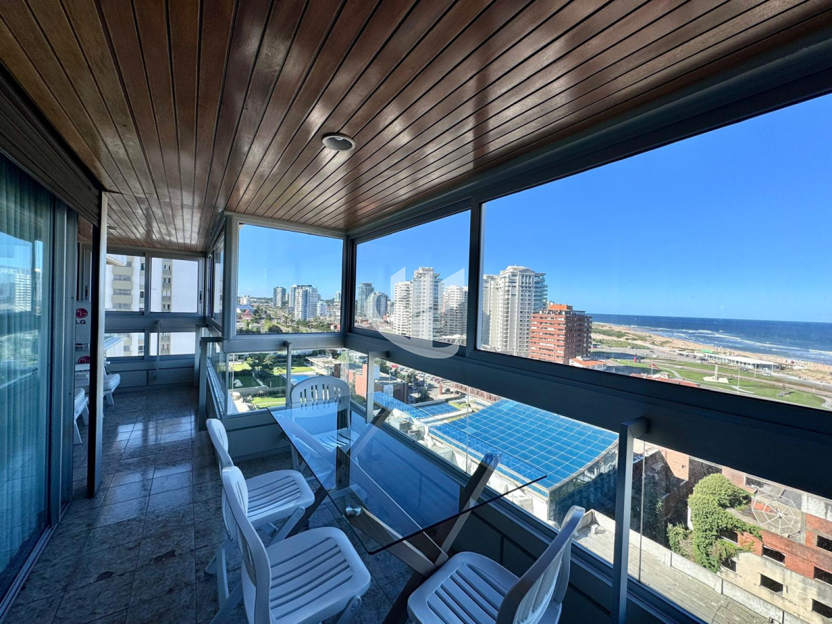 Apartamento ID.1141 - Venta departamento 3 dormitorios en Punta del Este 