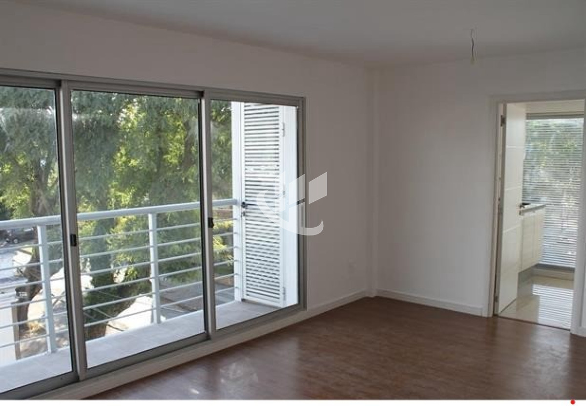Apartamento ID.1807 - Apartamento en alquiler Parque Batlle 2 dormitorios 2 baños con Garaje. 