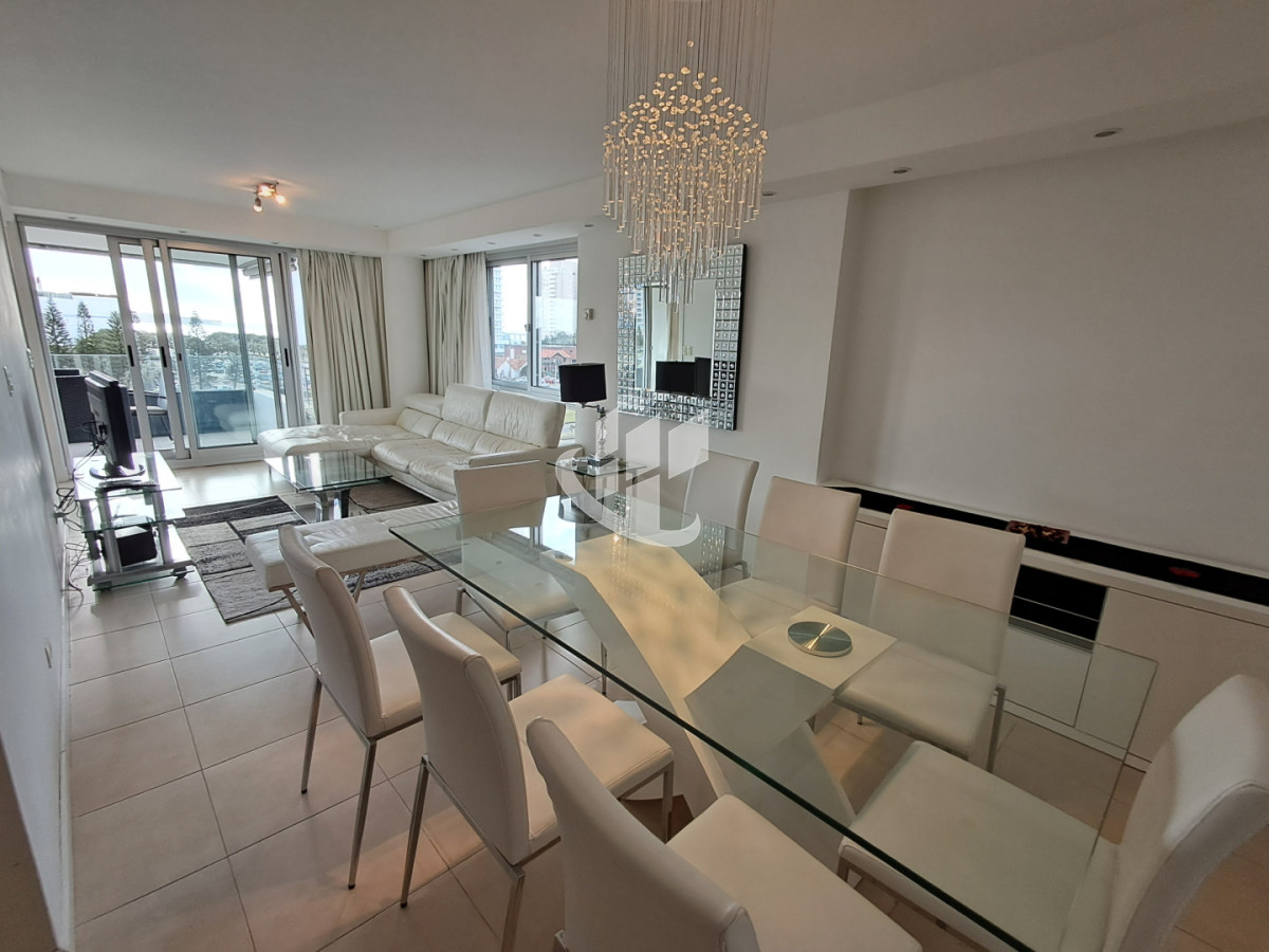 Apartamento ID.2397 - PUNTA DEL ESTE LA PASTORA A METROS DE MANSA 2 DORM Y MEDIO