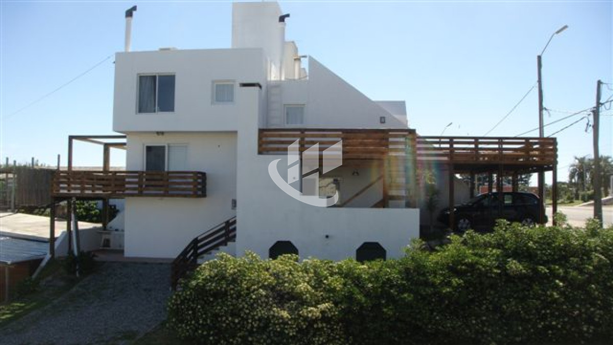 Apartamento ID.1803 - LA BARRA MONTOYA DUPLEX EN 3 PLANTAS 3 DORMITORIOS EN ALQUILER ANUAL Y TEMPORAL